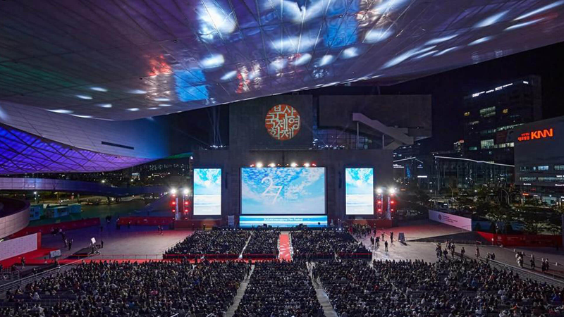 Image DI BALIK TEMBUSNYA 24 JAM BERSAMA GASPAR DI BUSAN INTERNATIONAL FILM FESTIVAL